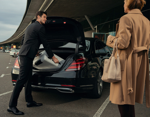 Qatar airport drop off